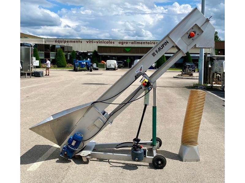 ELEVATEUR 2500 X 250 CAISSON 2 PARTIES