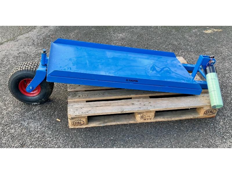 PLATEAU CHENILLARD NIKO HY40