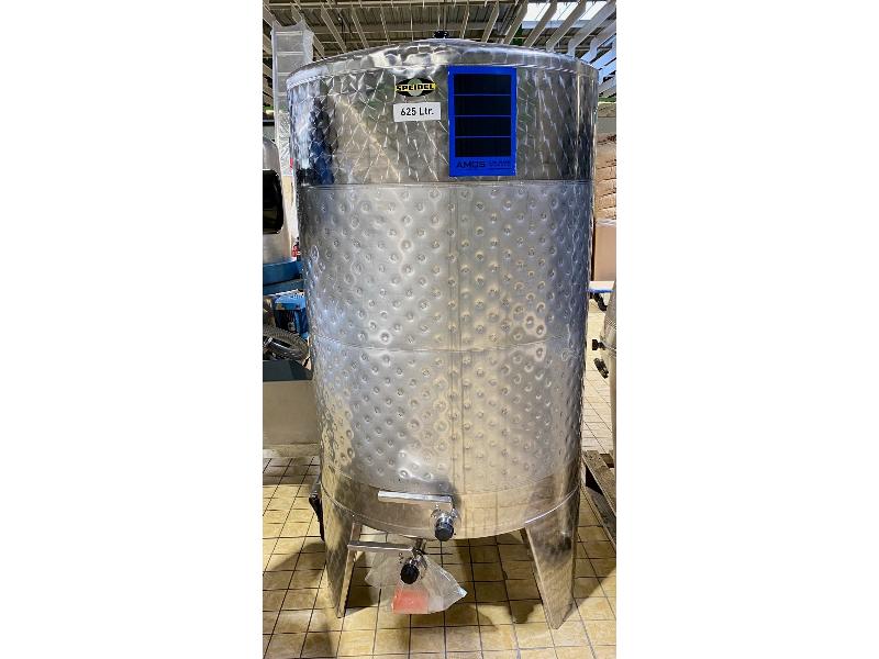 CUVE 625 LT FERMEE D.820 FOND BOMBE + DP
