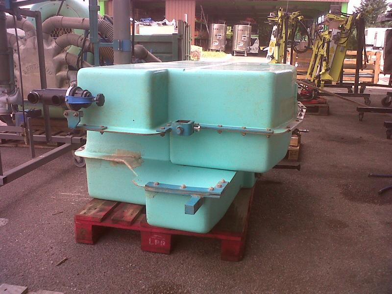 RESERVOIRS 2 X 250 L LOISEAU 780/782