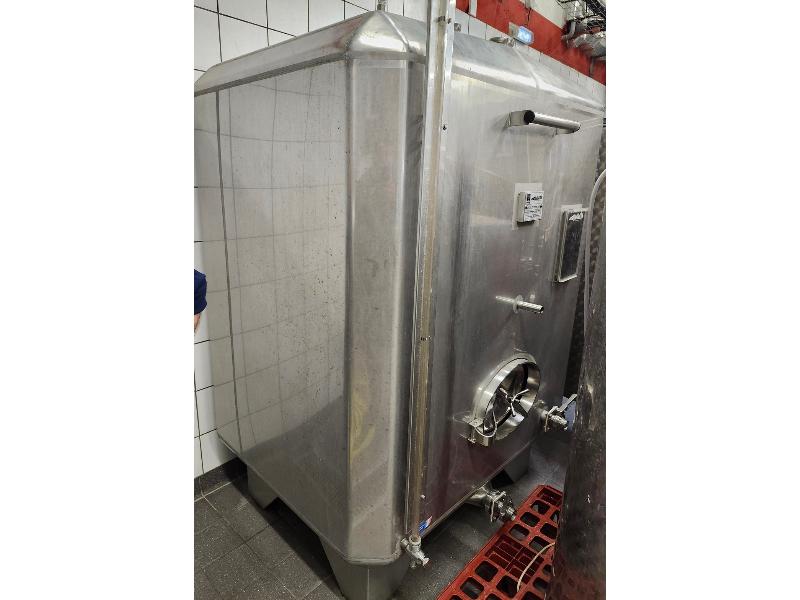 CUVE INOX FERMEE GIROUX 30 HL
