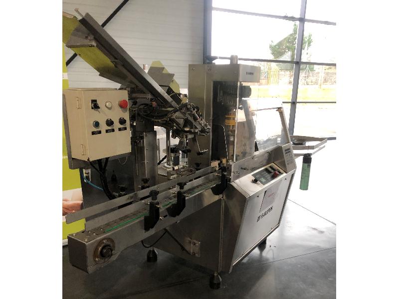 ETIQUETEUSE ADHESIVE EMA 2000