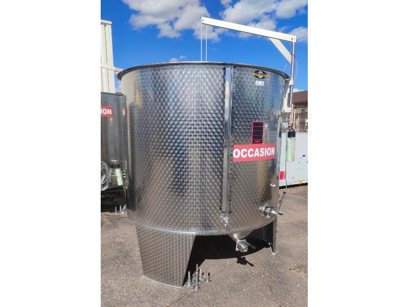 CUVE 3700 LT OUVERTE D.1800 FOND CONIQUE
