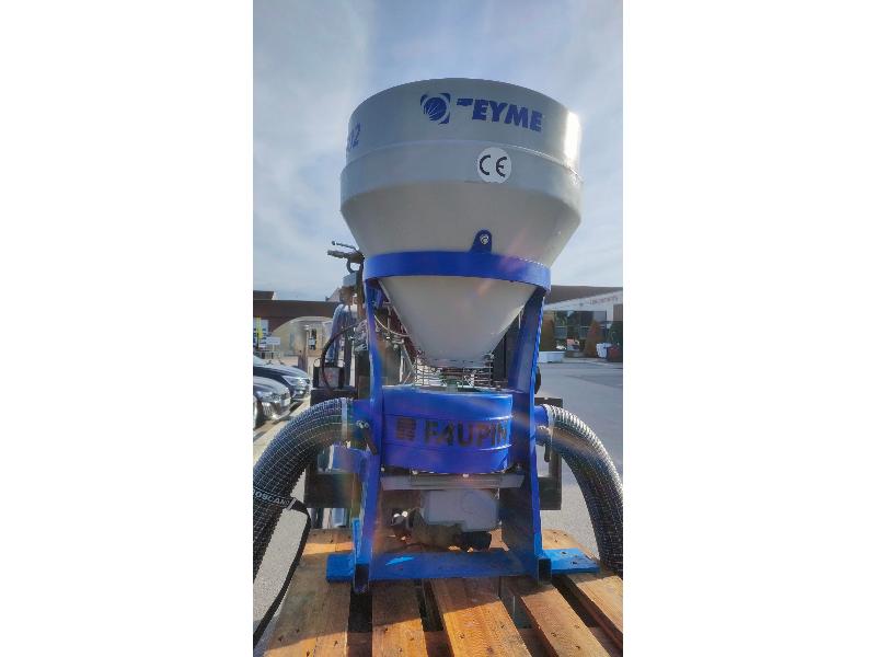 POUDREUSE DTE 1002  DOUBLE TURBINE